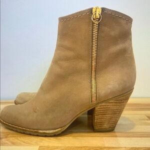 Tan Ankle Boots with Zipper